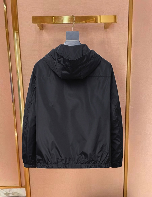 ブランドジャケット側面デザイン